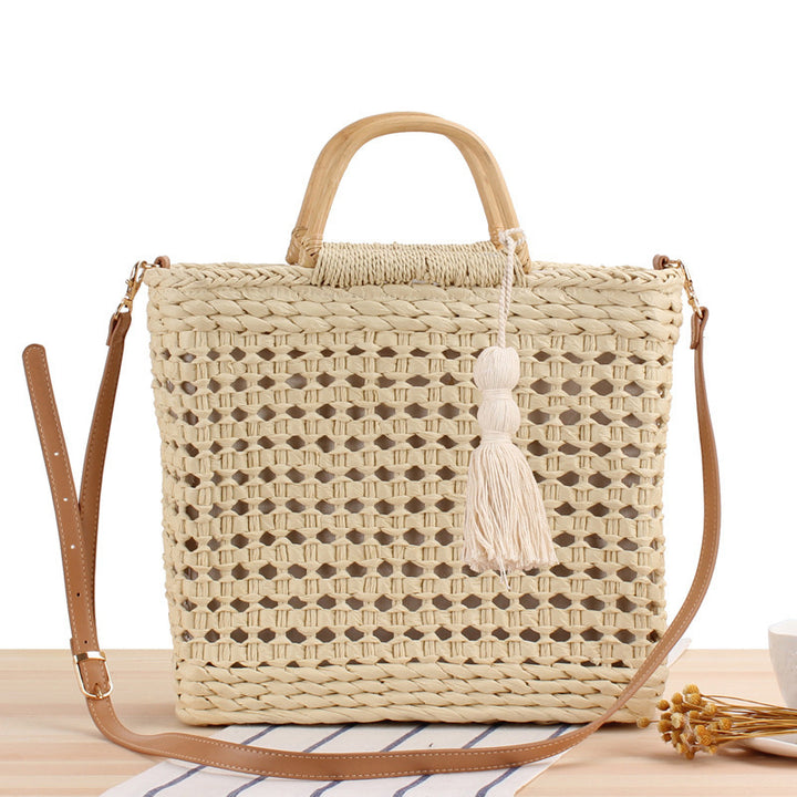 Soft and Stylish Straw Shoulder Bag with Removable Tassel Detail Bowlift