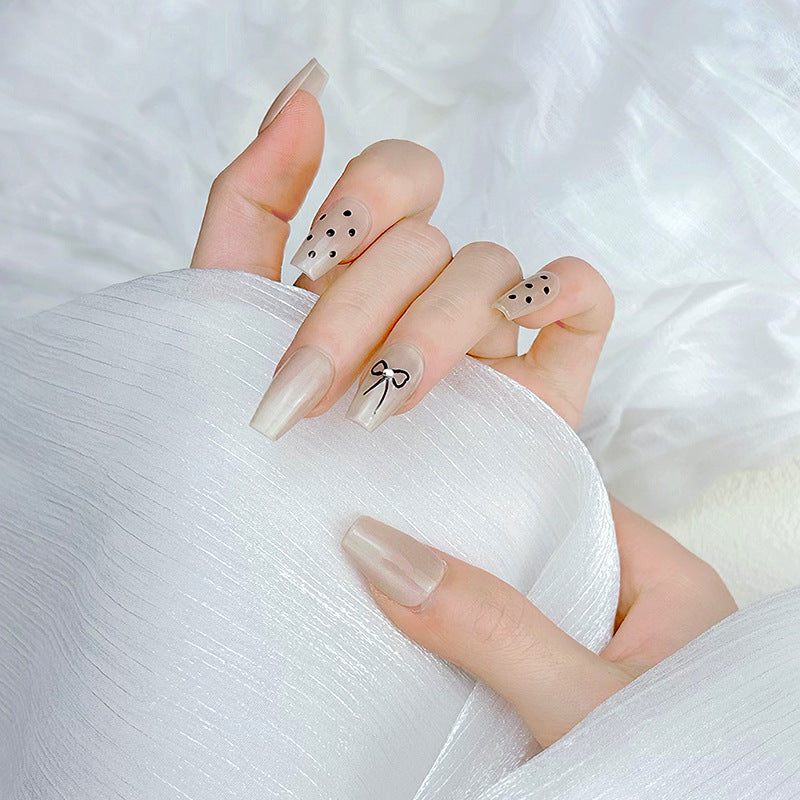 French Tip Press-On Nail Set Bowlift