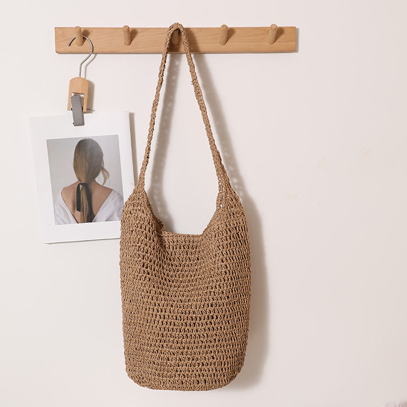Handmade knitted bag Bowlift