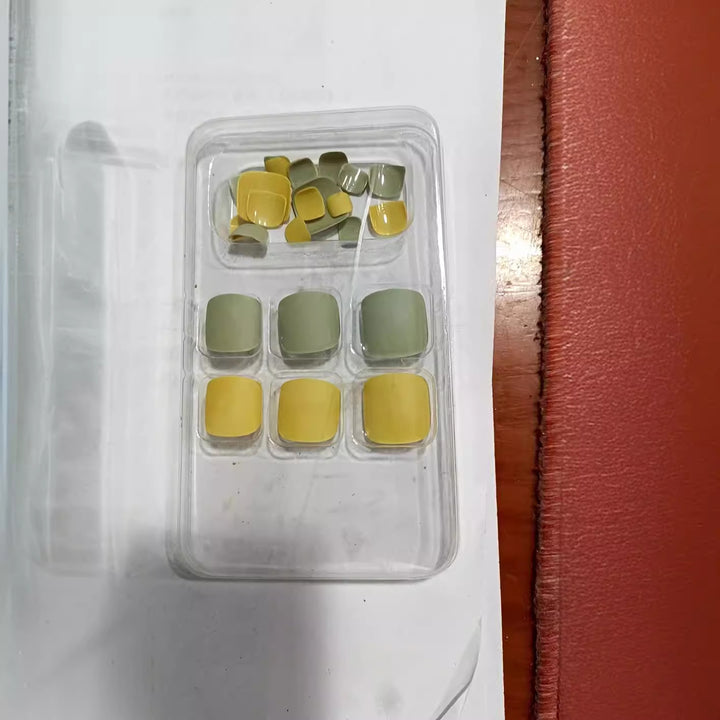 Matte Finish Press-On Nail Tips Set Bowlift