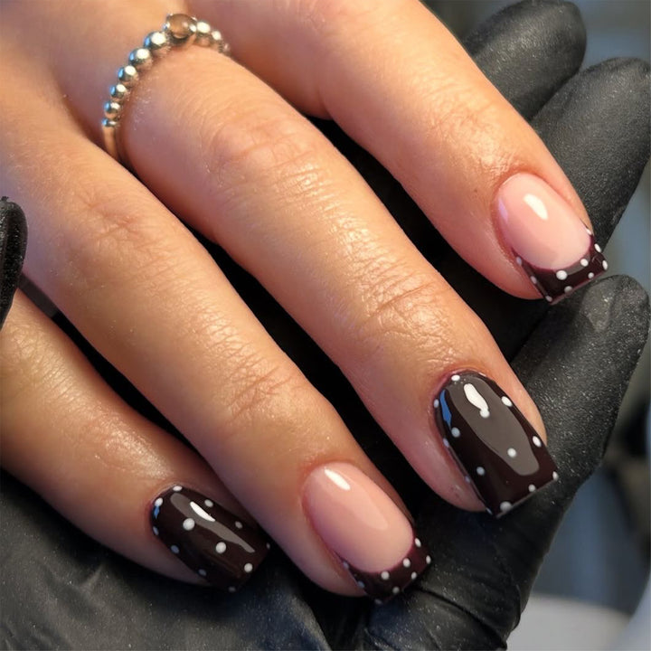 Artful Nail Art with Trendy Dot Design Bowlift