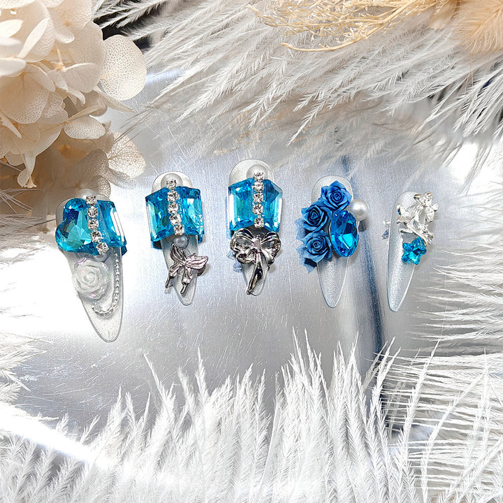 Nail Art Set with Glamorous Decorations Bowlift