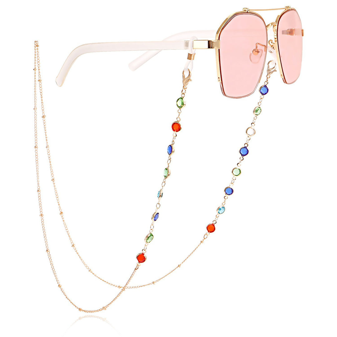 Stylish Sunglasses with Decorative Chain Bowlift