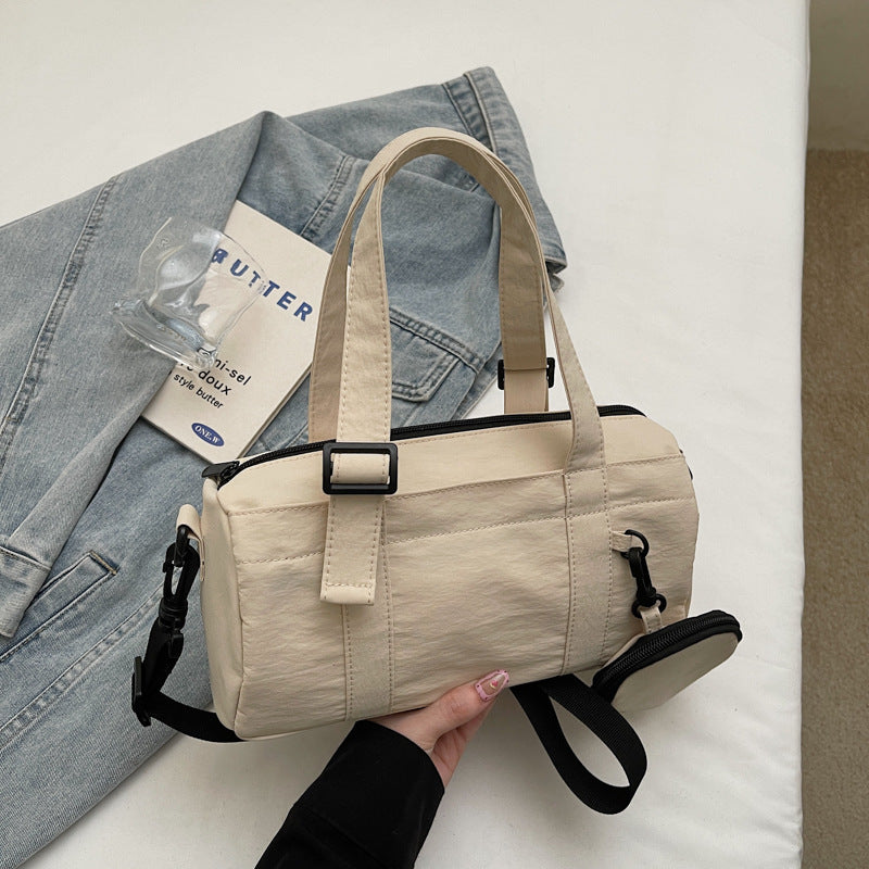 Practical Shoulder Bag Bowlift