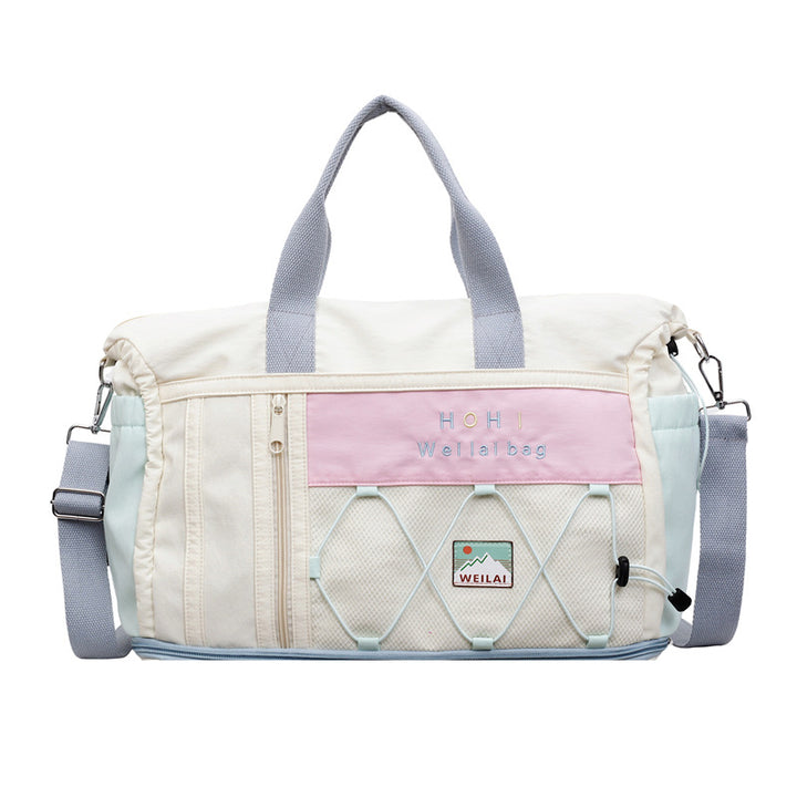 Sport and leisure duffle bag with innovative carrying system Bowlift