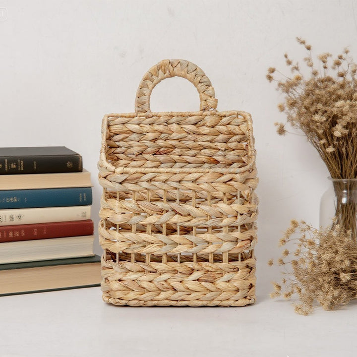 Handwoven storage basket Bowlift