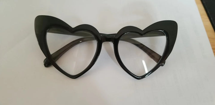 Heart-Shaped Fashion Sunglasses Bowlift