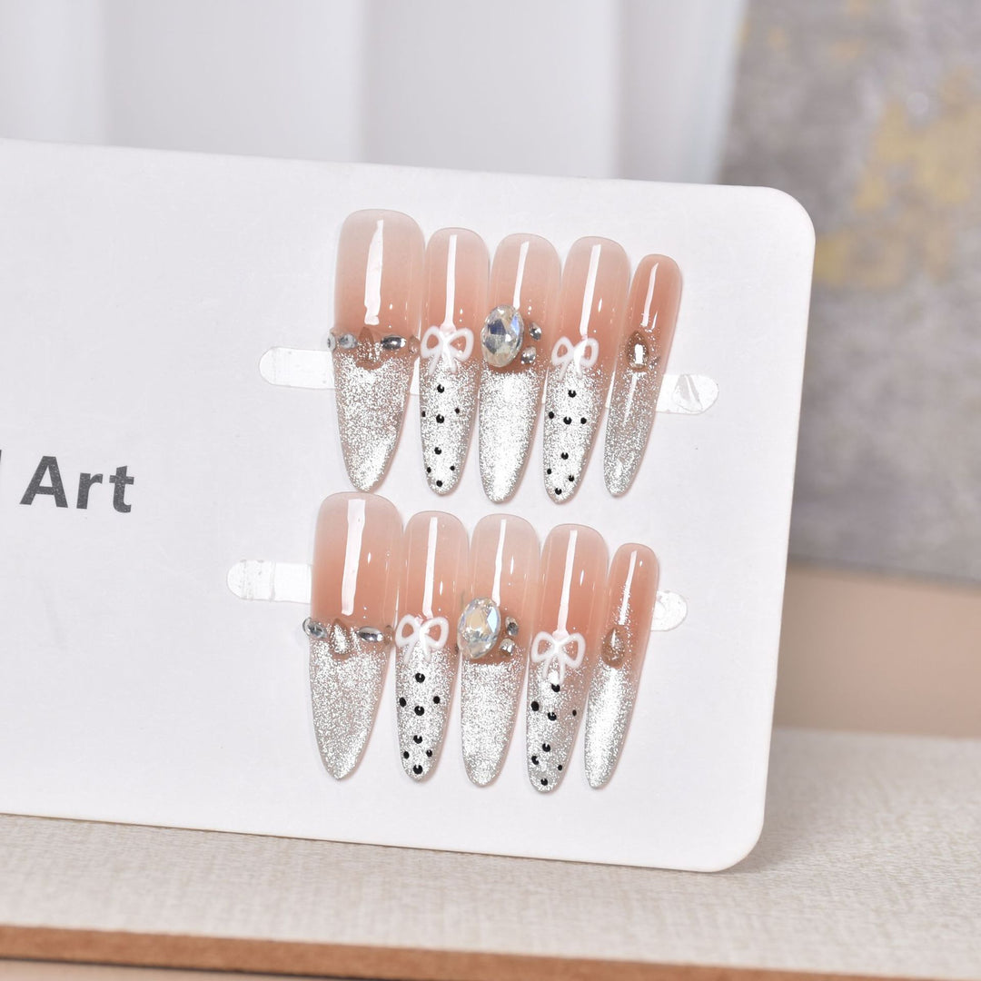 Glittering Decorative Press-On Nail Art Bowlift