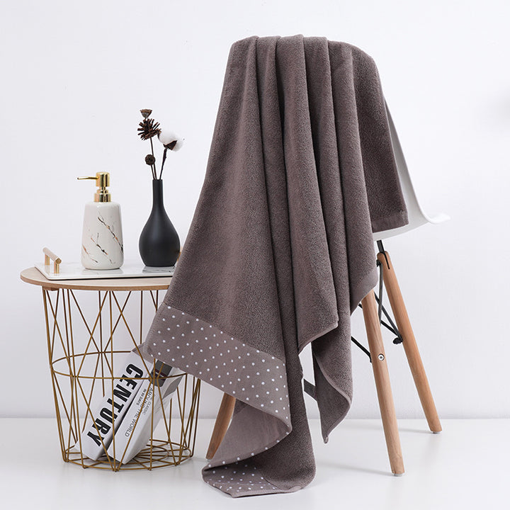 High-Quality Bath Towel with Elegant Border Bowlift