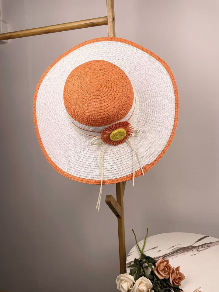 Elegant Beach Bag with Matching Sun Hat Bowlift