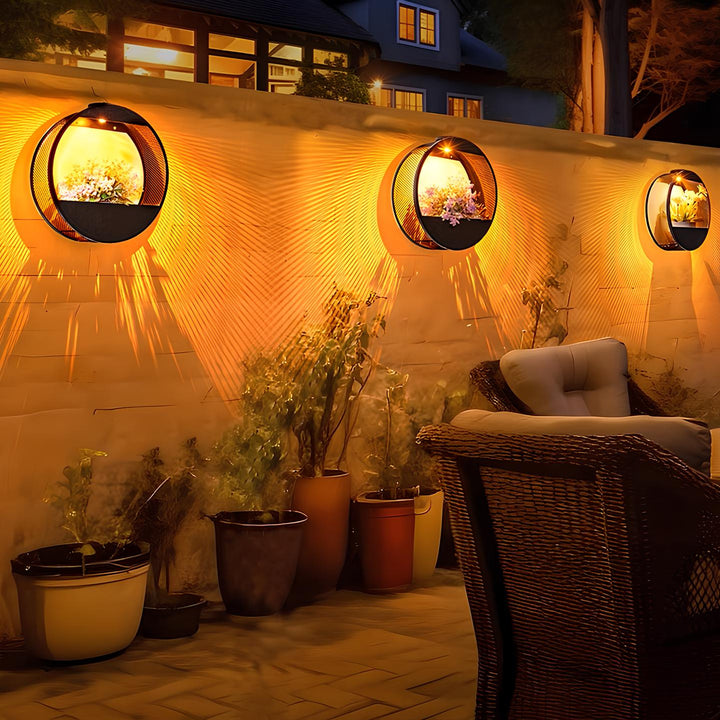BowLift | Solar Powered Wall Pot Light