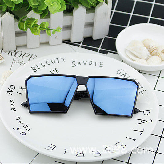 Women's Fashion Sport Sunglasses with Square Frame and Mirrored Lenses Bowlift
