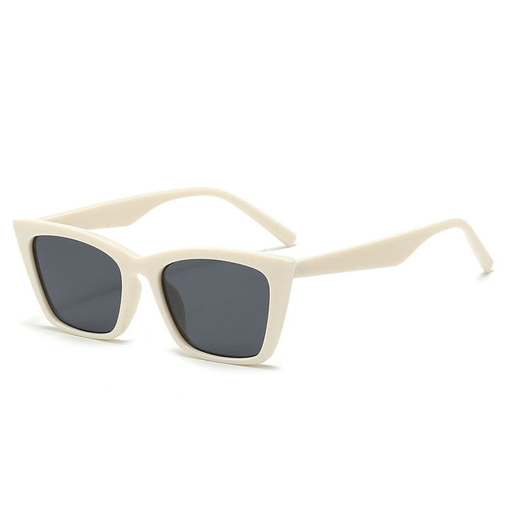 Fashionable Angular Frame Sunglasses
