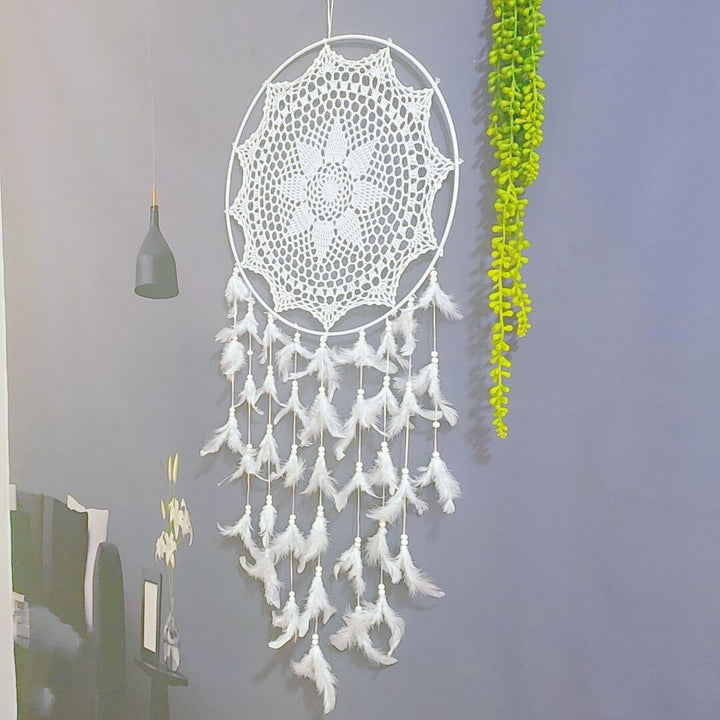 Feather Dreamcatcher Wall Hanging Bowlift