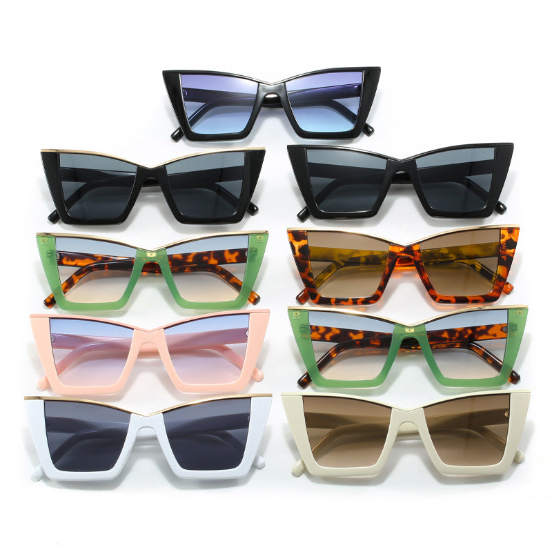Ladies square sunglasses with golden details Bowlift
