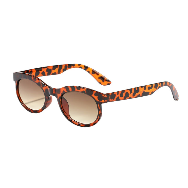 Women trendy sunglasses with stylish design made of durable plastic Bowlift