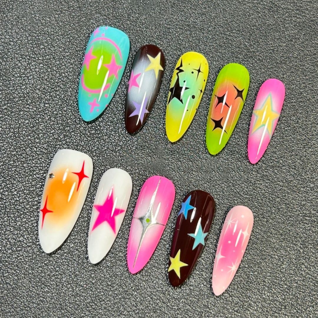 Glitter Star-Themed Press-On Nail Art Set Bowlift