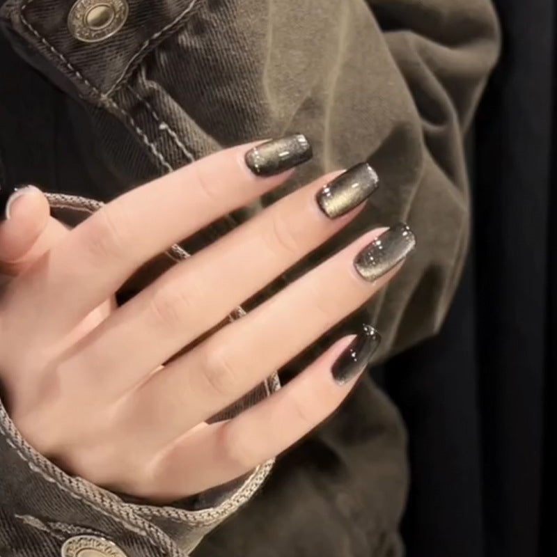 Glamorous artificial nails with holographic effect Bowlift