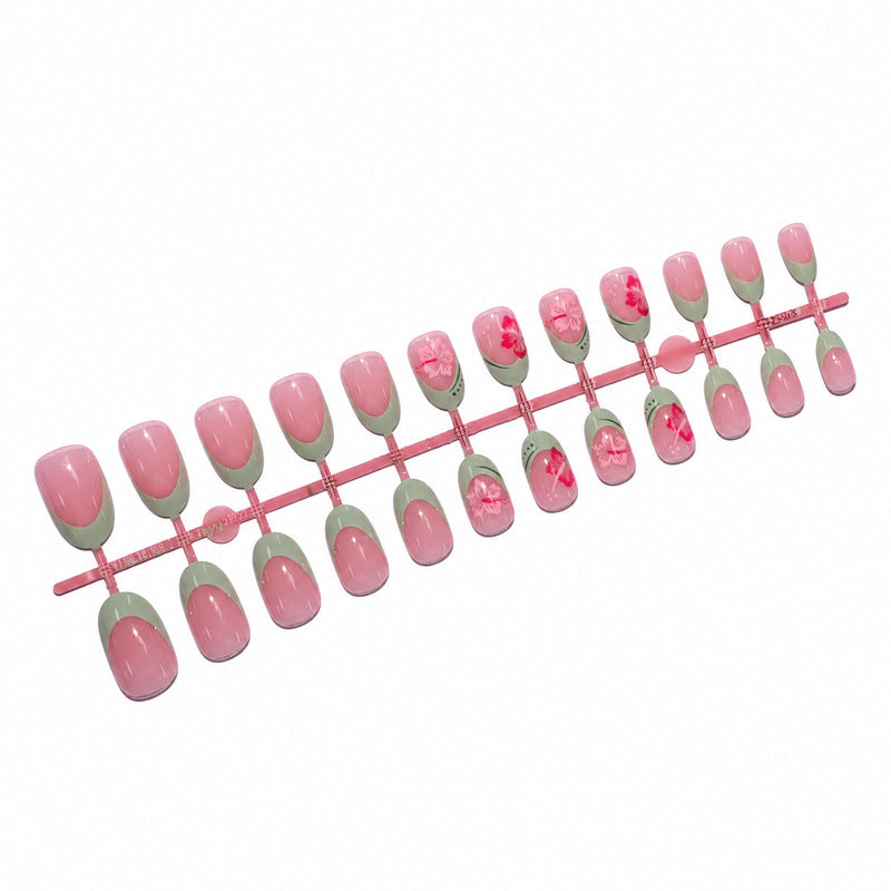 Artificial nails for elegant occasions Bowlift