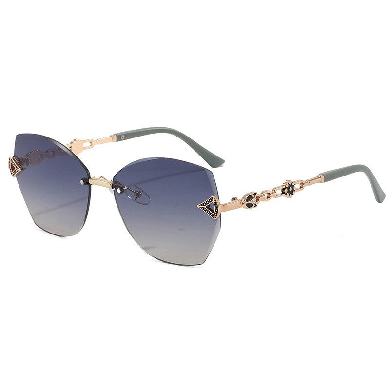 Elegant Geometric Statement Sunglasses