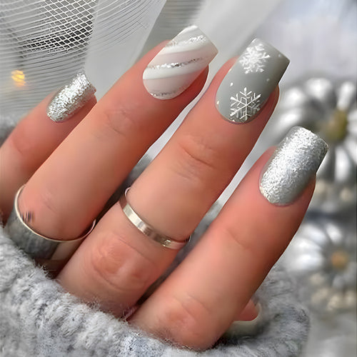 Winter-Themed Press-On Nail Art Bowlift