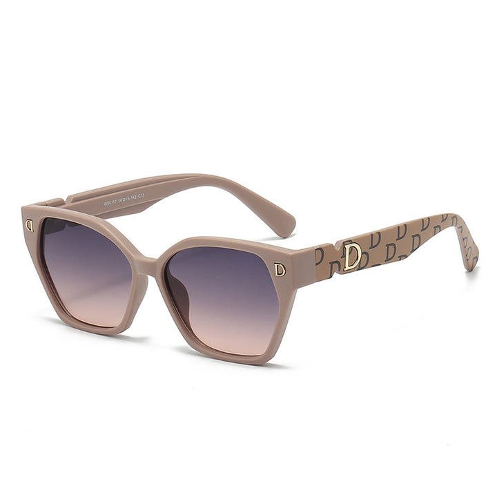 Women Designer Sunglasses in stylish Cat-Eye design with luxurious frame Bowlift
