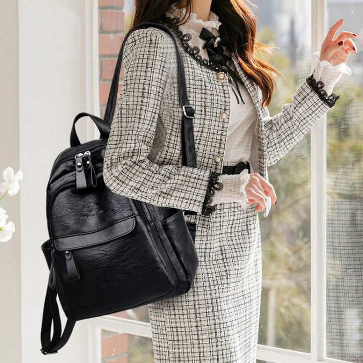 Stylish Black Backpack Bowlift