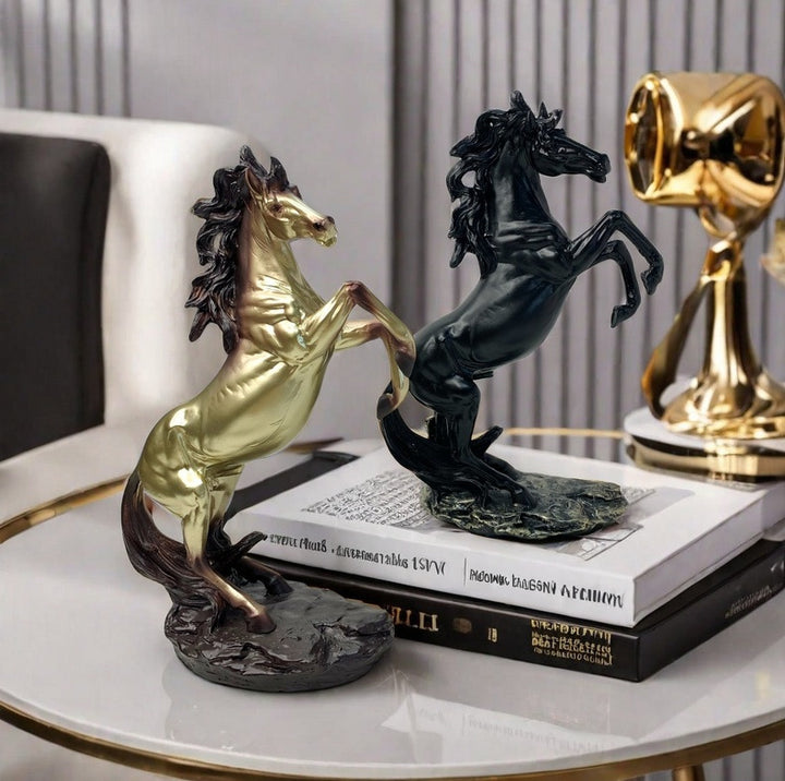 Decorative horse sculpture Bowlift