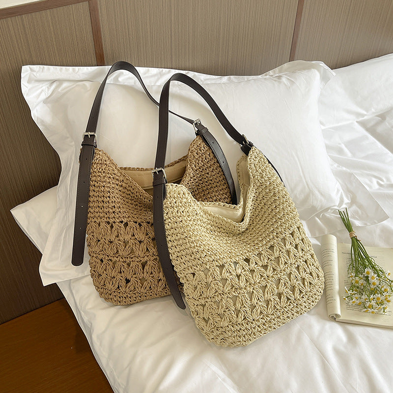 Crocheted Shoulder Bag Bowlift