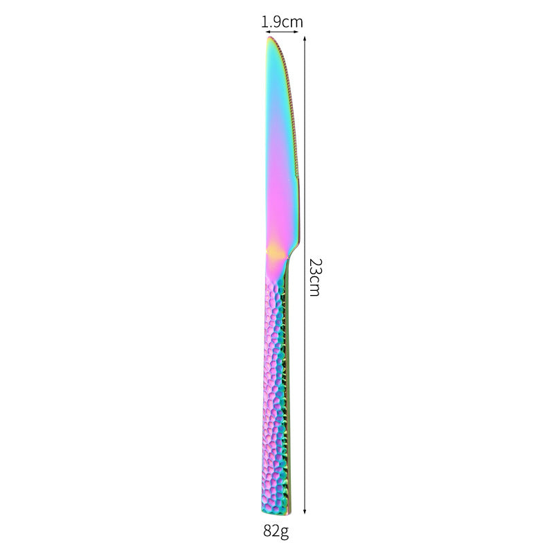 Elegant spoon with unique surface design Bowlift