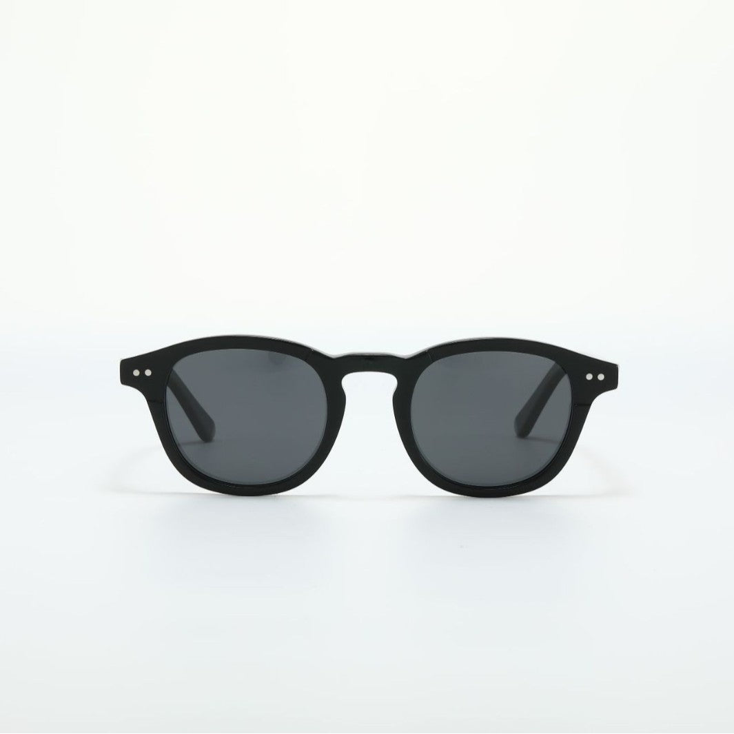 Women’s fashionable sunglasses in contemporary tortoiseshell design Bowlift