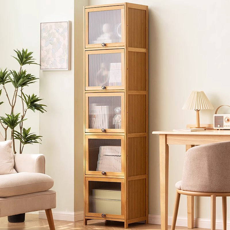 Wood showcase with clear glass and adjustable shelves Bowlift