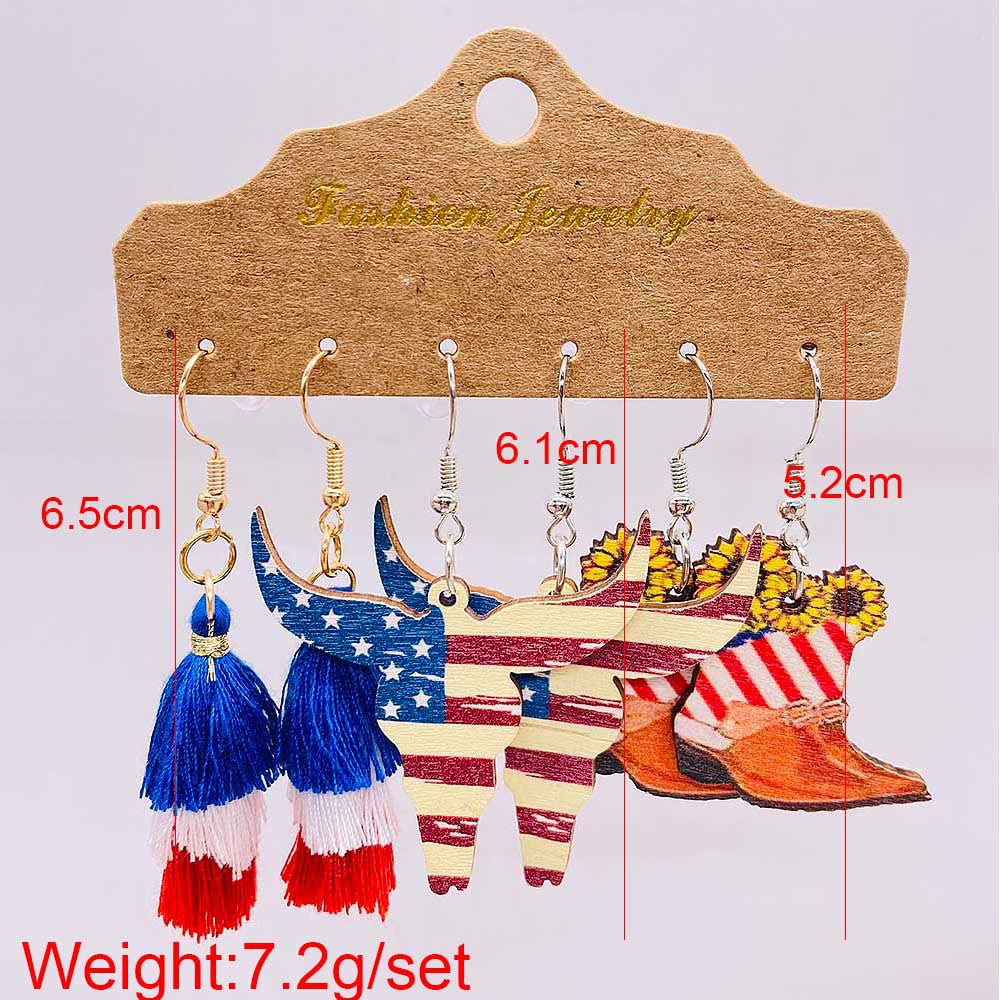 Women’s American-inspired earring set made of lightweight wood and acrylic with drop and letter charms Bowlift