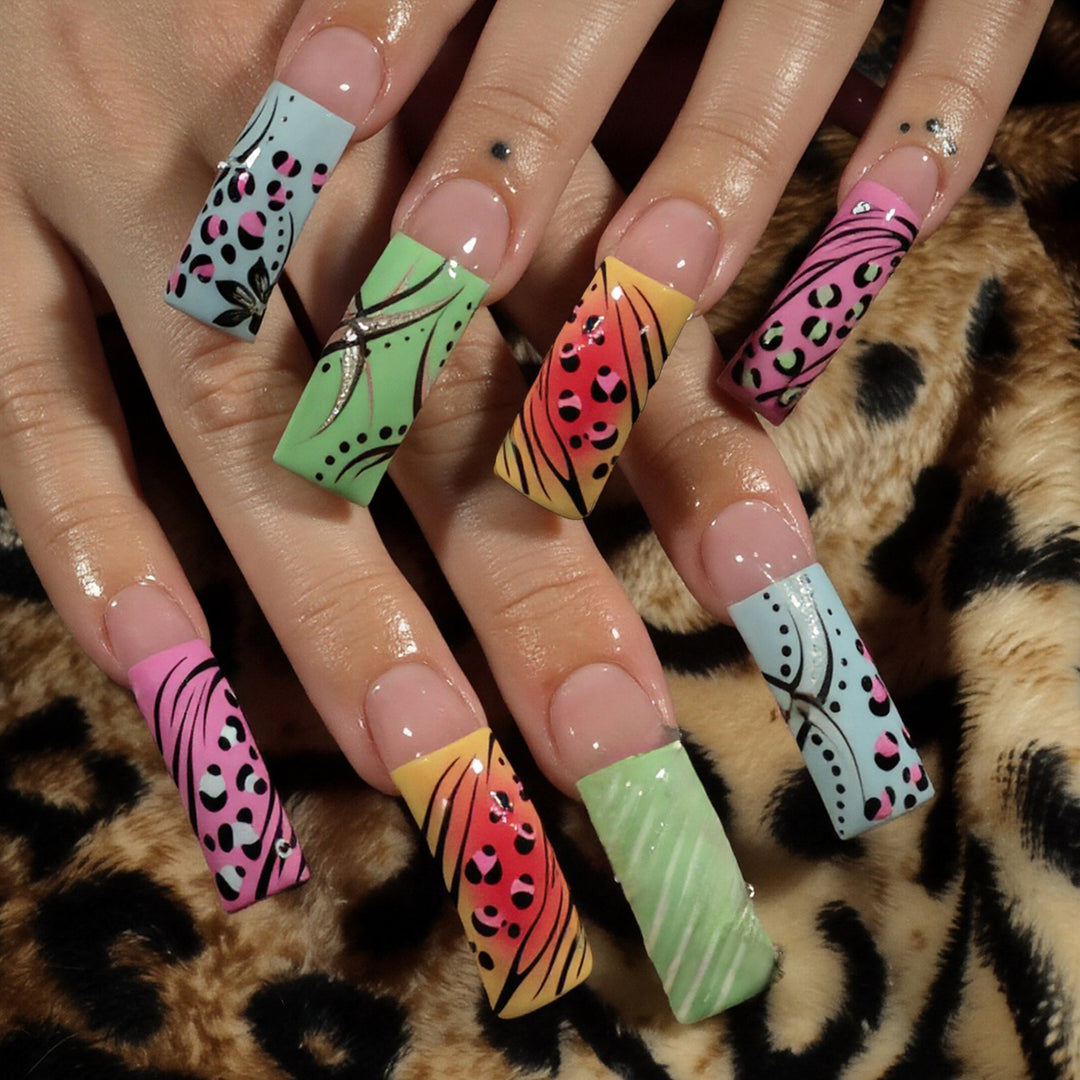 Artistic Long Press-On Nail Tips Bowlift