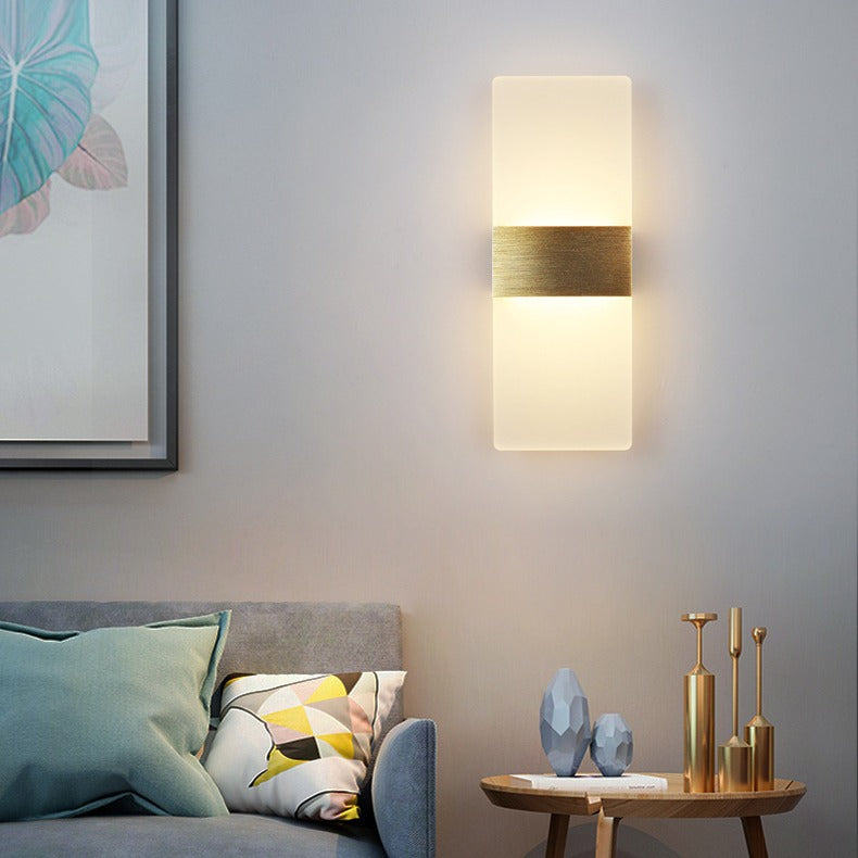 BowLift | CenturyGlow – Mid-Century Wall Lamp for Timeless Style