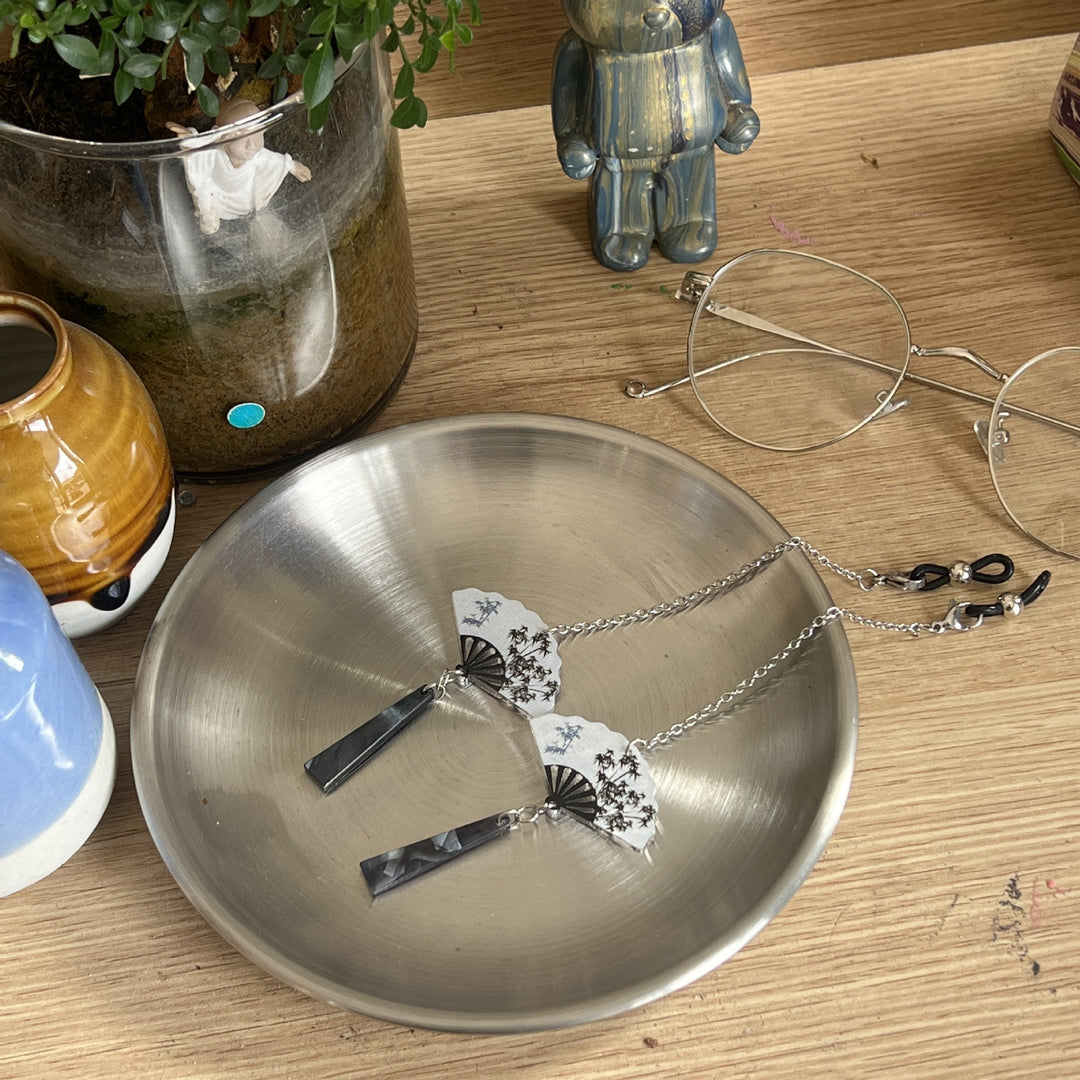 Artistic Statement Eyewear Chain Bowlift