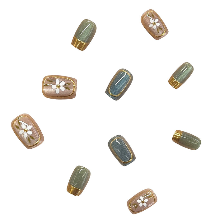 Floral Accent Press-On Nail Art Set Bowlift