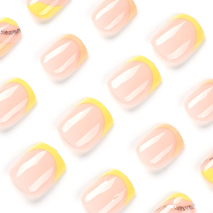 Artful Nail Art in Spring Style Bowlift