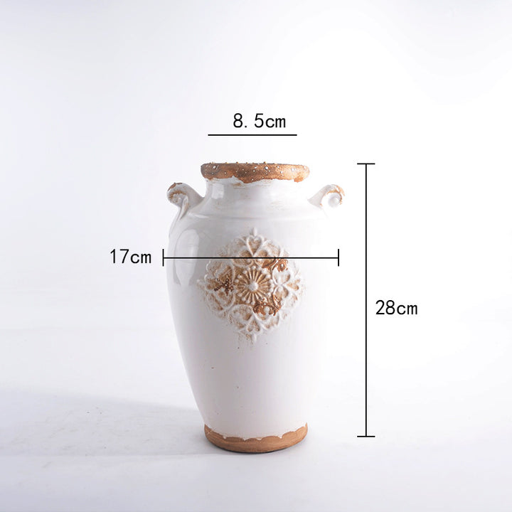 Elegant ceramic vase with decorative pattern Bowlift