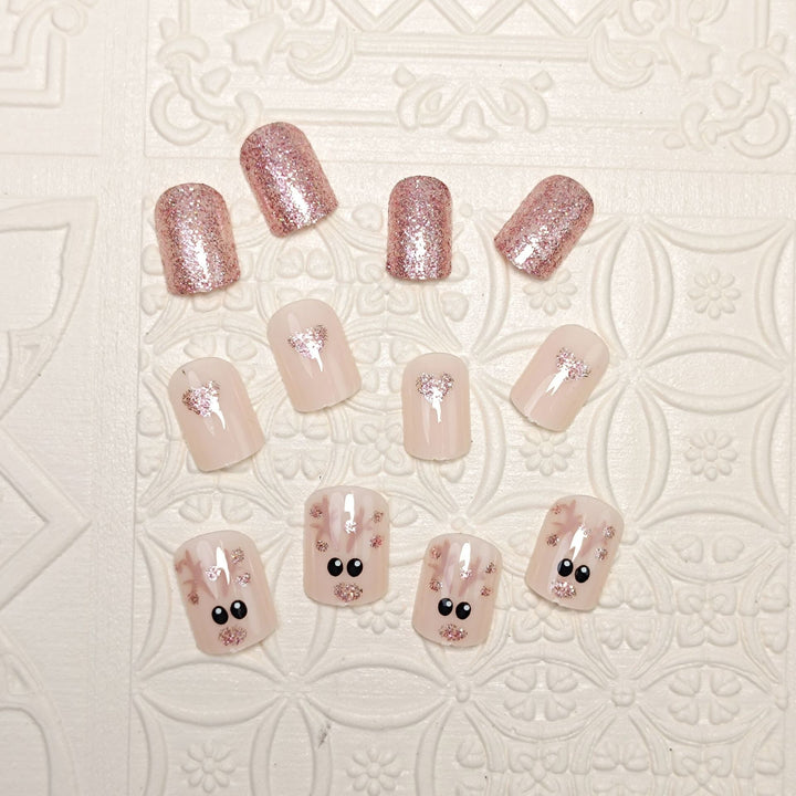 Artistic Holiday-Themed Press-On Nail Set Bowlift