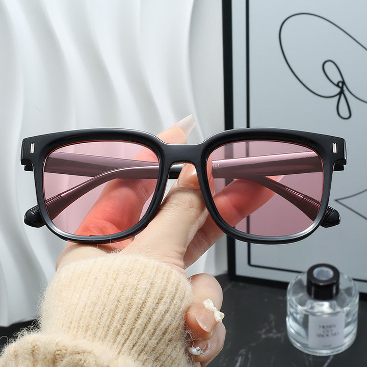 Women Fashionable Square Sunglasses with Transparent Frame Bowlift