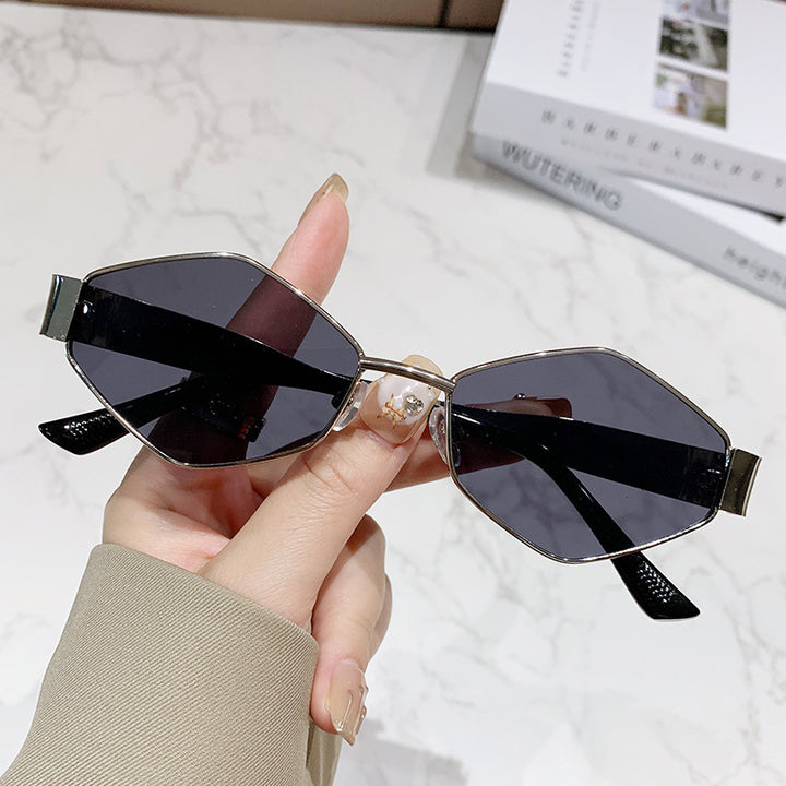 Women's Geometric Cat-Eye Sunglasses Bowlift