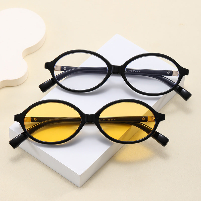 Ladies elegant stylish reading glasses with fabulous design Bowlift
