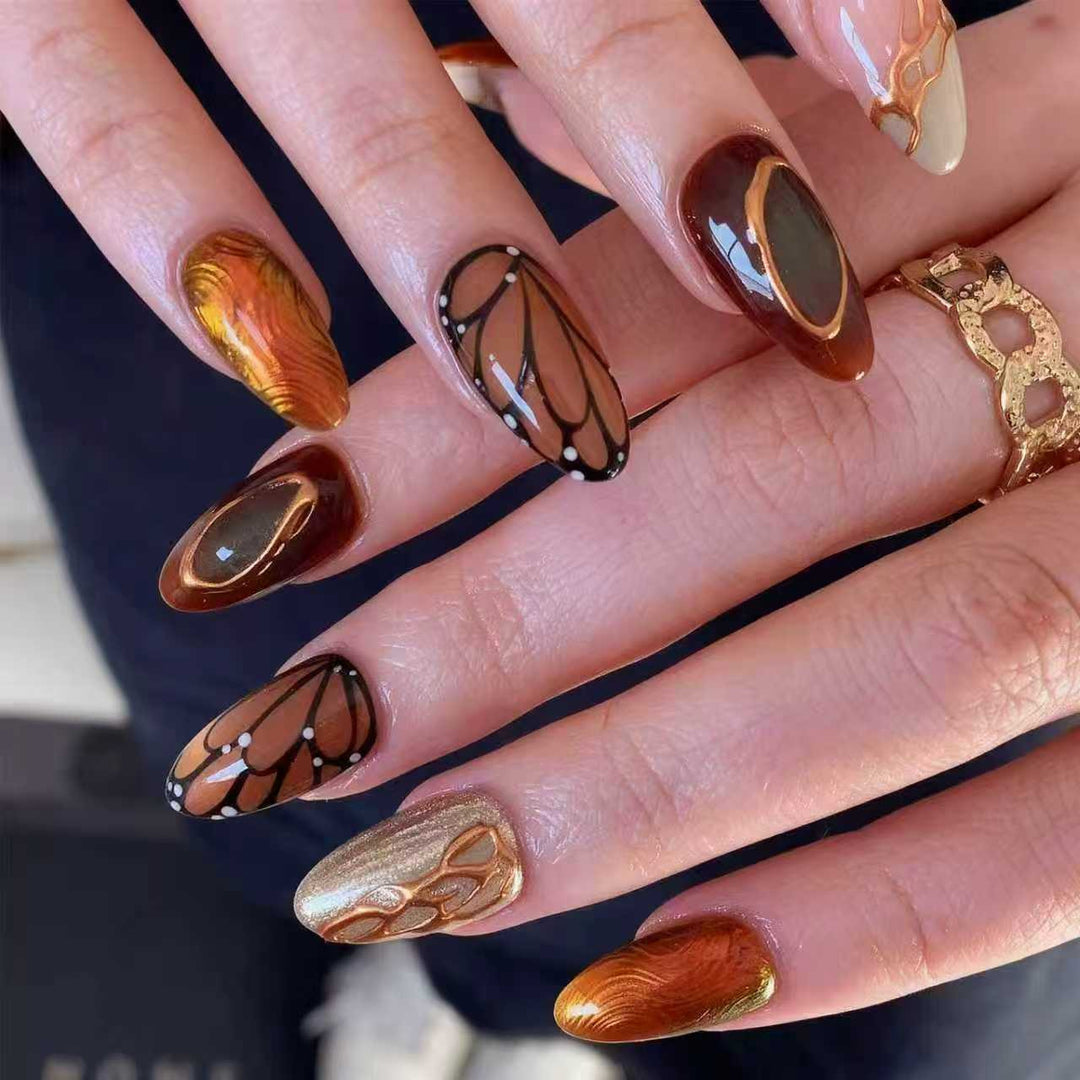 Creative nail design with artistic decorations Bowlift