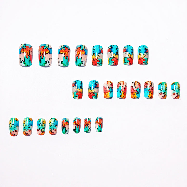 Puzzle-Themed Nail Art Bowlift