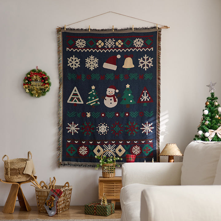 Cozy Graphic Tapestry Throw Blanket