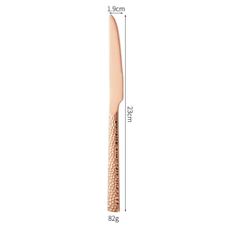 Elegant spoon with unique surface design Bowlift