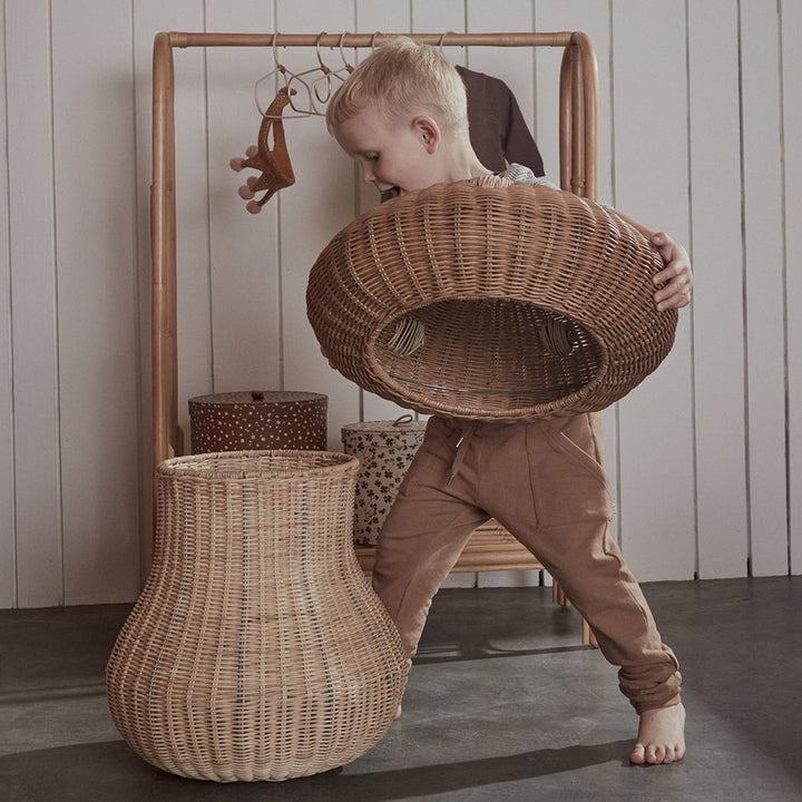 Playful basket in mushroom design Bowlift