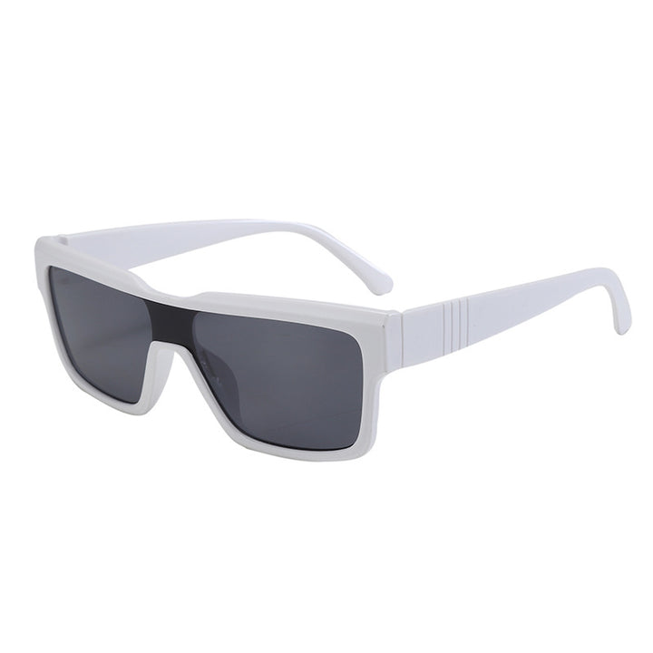 Women Fashion Sunglasses with Unusual Design Bowlift