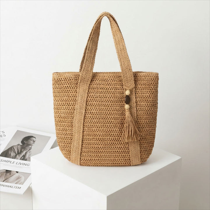 Elegant Shoulder Bag Made of Woven Straw Bowlift